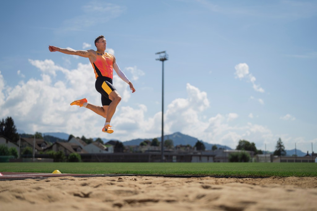 #95 Simon Ehammer, Weltklasse-Zehnkämpfer – ERFOLGSFAKTOR HYPNOSE